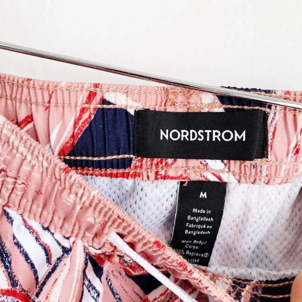 Nordstrom Mens Swim Shorts Size M Nwot